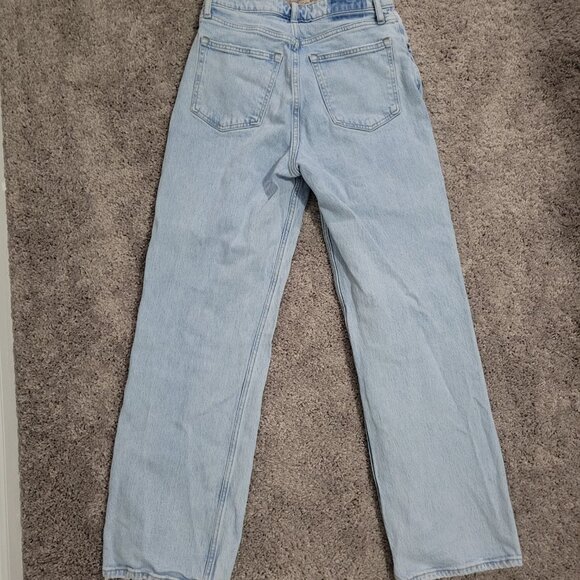 Abercrombie & Fitch Curve Love High Rise 90s Relaxed Jean - Picture 5 of 5